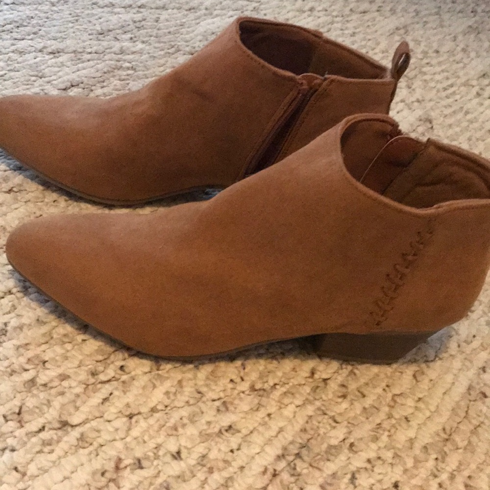 New brown ankle boots